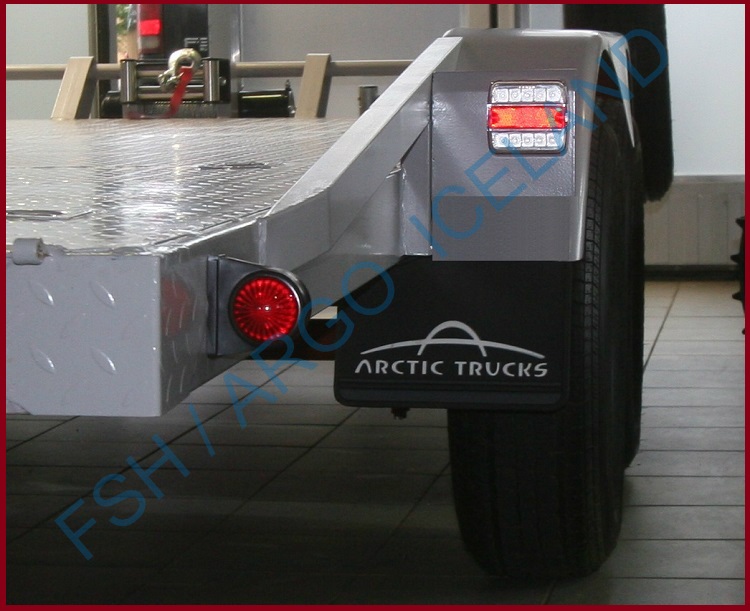 FSH-X3-X. Bíla- og vélavagn